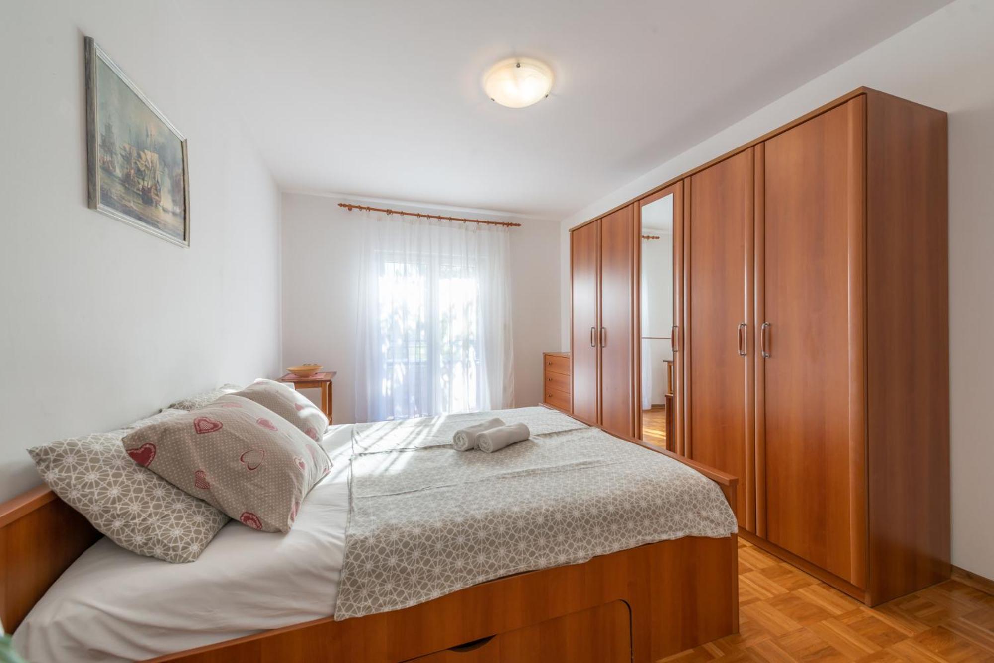 Comfortable Apartments In Peroj Near The Sea Ngoại thất bức ảnh